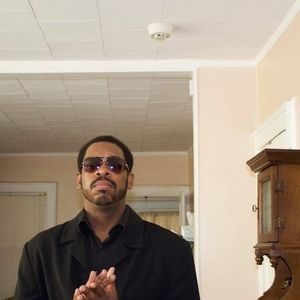 Meet your Posher, Tye